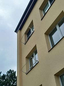 Inspekce bytového domu před koncem záruční doby v Chlumci nad Cidlinou