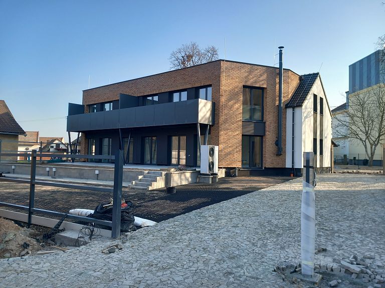 Technický stavební dozor při stavbě rodinného domu v Rosicích u Pardubic